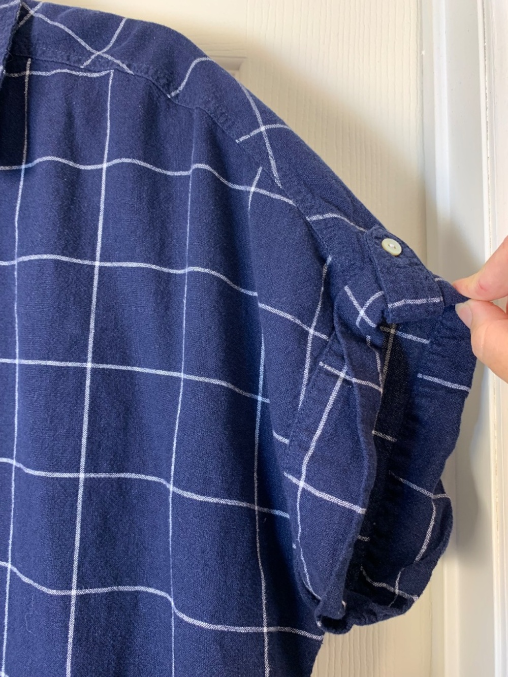 Tahari Navy Windowpane Linen Blend Blouse 1X Relaxed‎ Coastal Chic Top - Picture 2 of 8